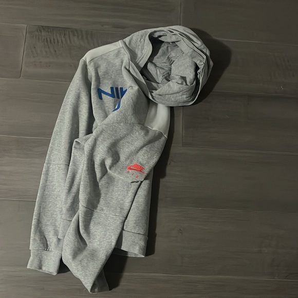 Perfect condition nike air hoodie small - Picture 2 of 2